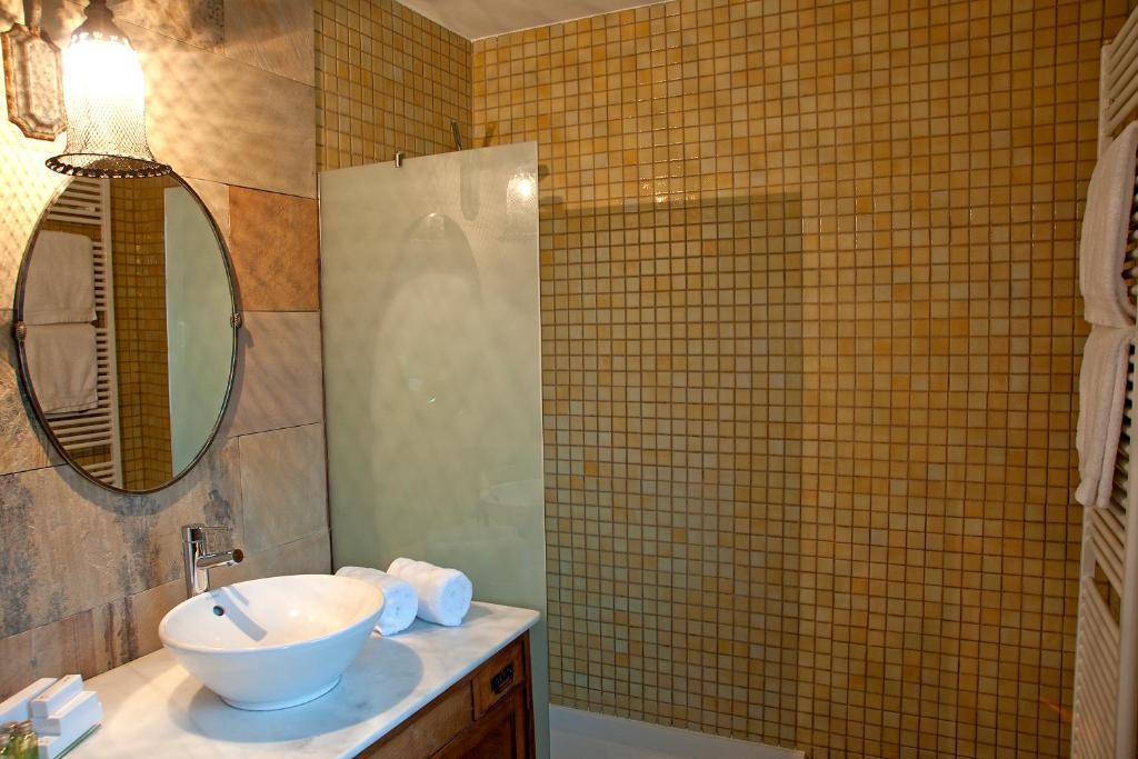 El Jardin De Vikera Guest House San Andrés de Montejos Стая снимка